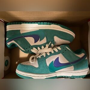 Nike Dunk Low SE